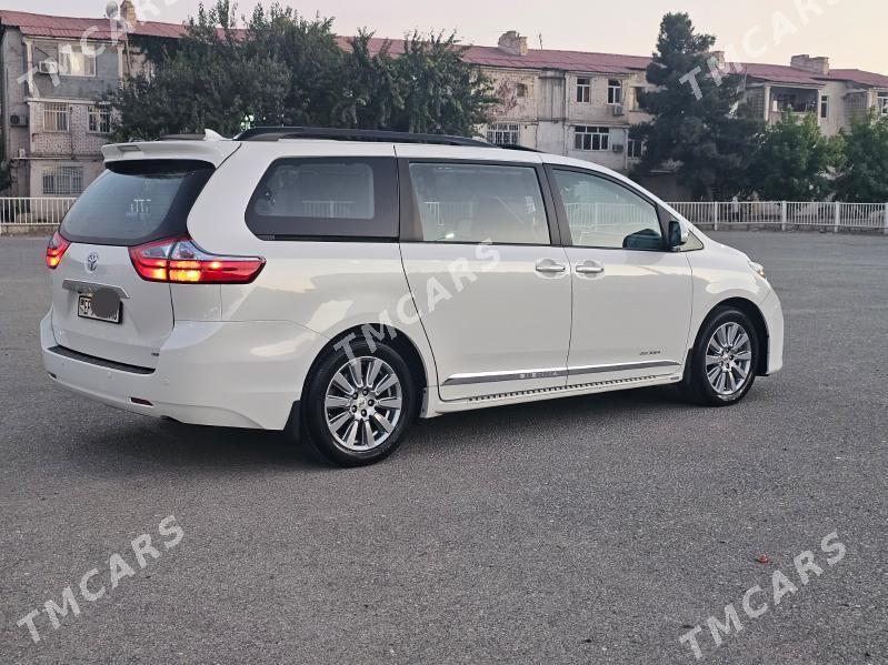 Toyota Sienna 2017 - 450 000 TMT - Ашхабад - img 2