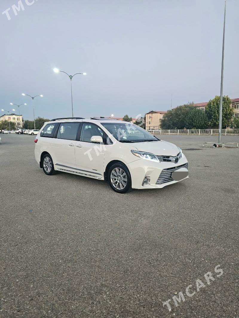 Toyota Sienna 2017 - 450 000 TMT - Ашхабад - img 5