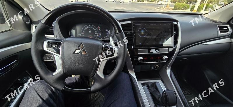 Mitsubishi Pajero 2020 - 425 000 TMT - Aşgabat - img 2