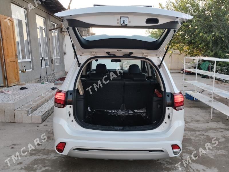 Mitsubishi Outlander 2023 - 300 000 TMT - Türkmenabat - img 10