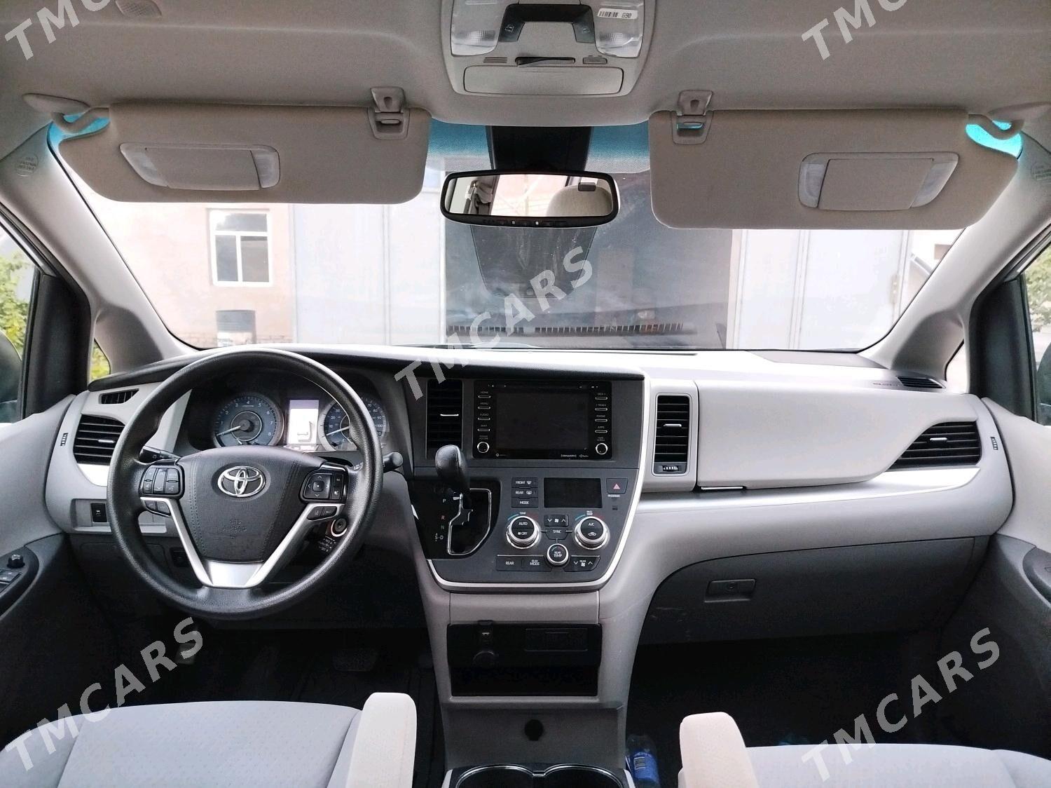 Toyota Sienna 2020 - 405 000 TMT - Daşoguz - img 6
