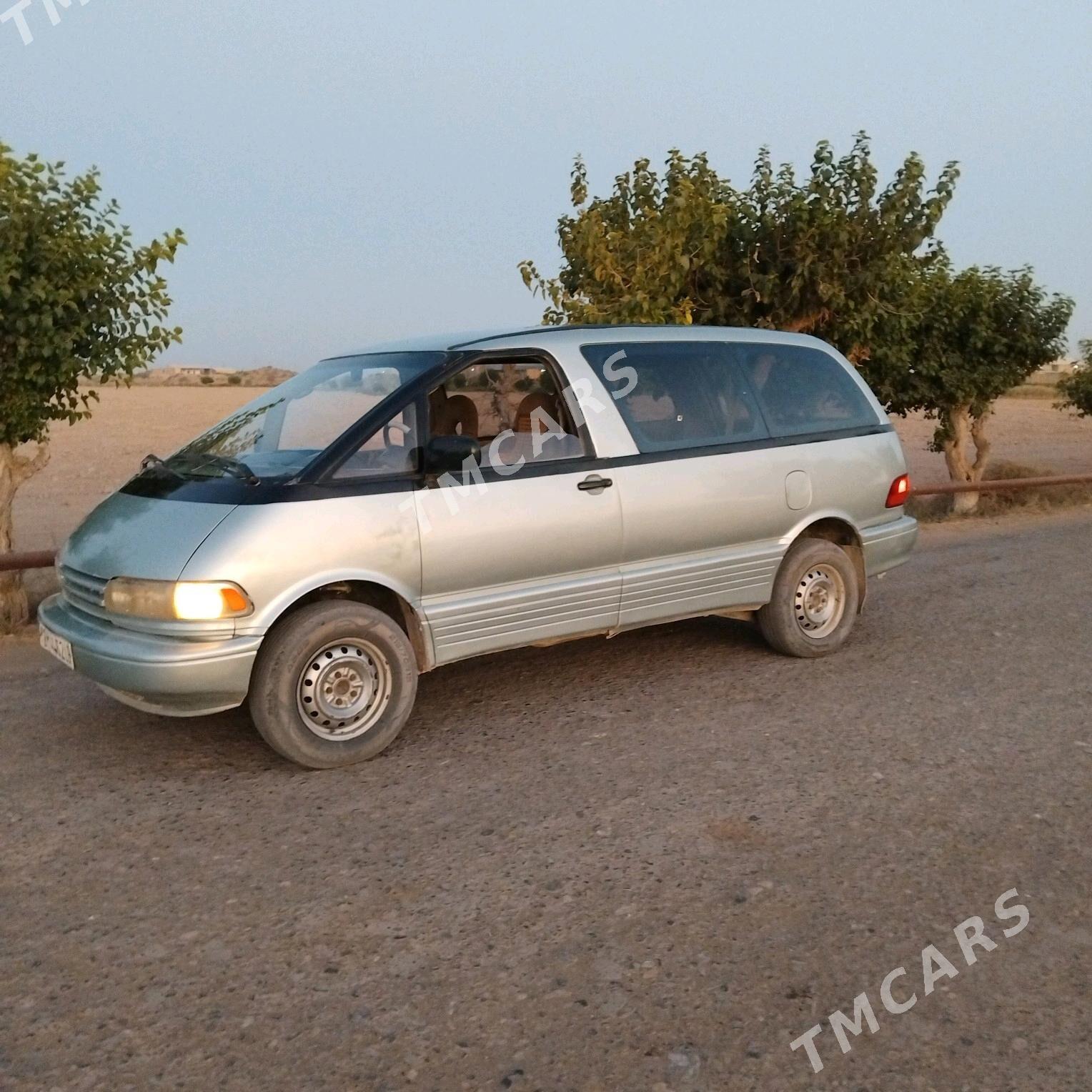 Toyota Previa 1993 - 65 000 TMT - Халач - img 5