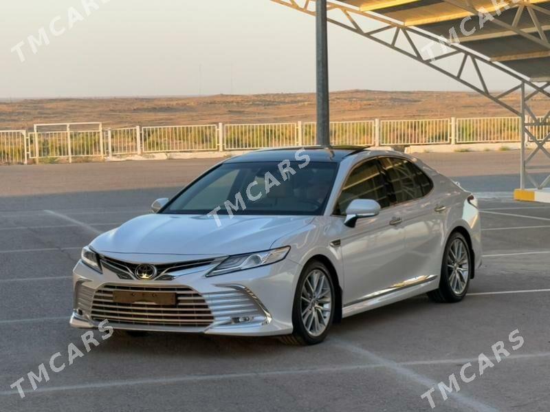 Toyota Camry 2021 - 551 000 TMT - Ашхабад - img 3