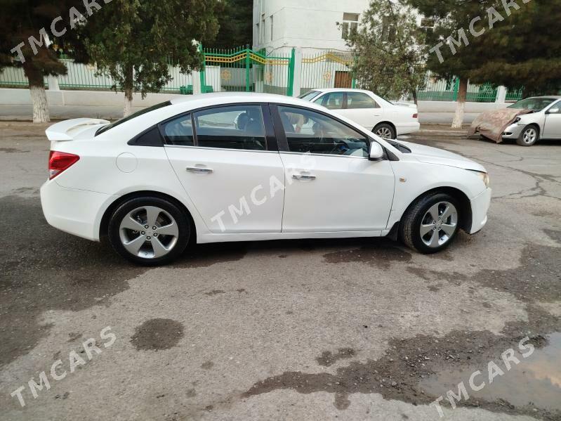 Chevrolet Cruze 2010 - 110 000 TMT - 9 mkr - img 2