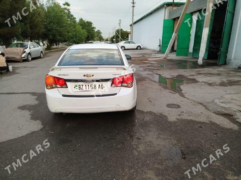 Chevrolet Cruze 2010 - 110 000 TMT - 9 mkr - img 4