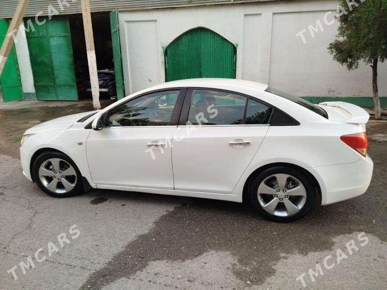 Chevrolet Cruze 2010 - 110 000 TMT - 9 mkr - img 3