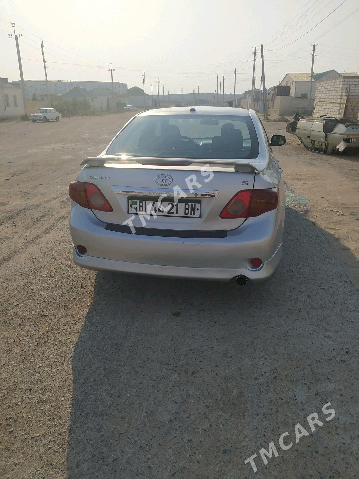 Toyota Corolla 2010 - 150 000 TMT - Туркменбаши - img 4