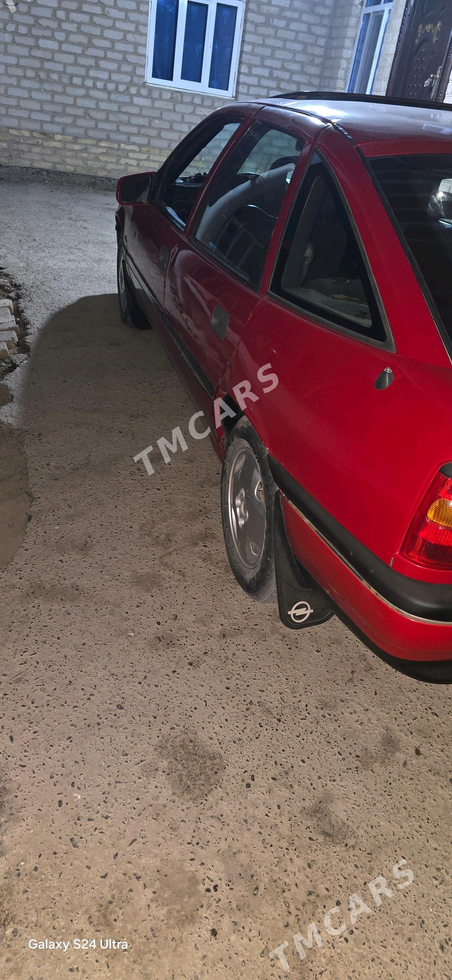 Opel Vectra 1992 - 36 000 TMT - Мургап - img 3