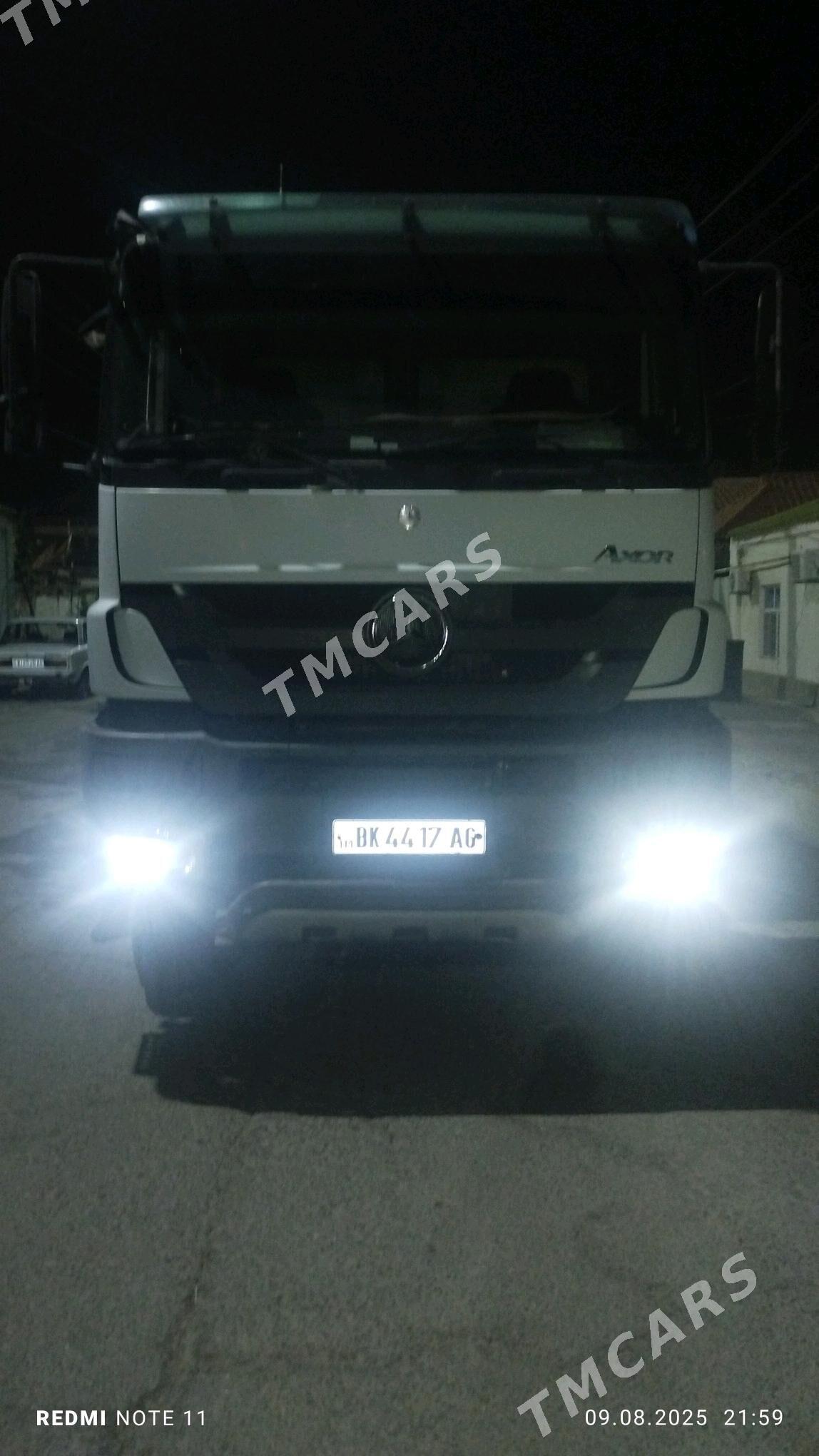 Mercedes-Benz ACTROS 3331 2014 - 680 000 TMT - Ашхабад - img 3