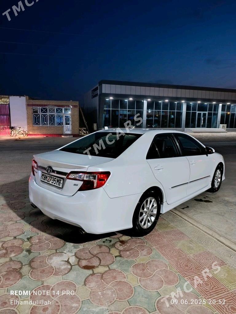 Toyota Camry 2012 - 200 000 TMT - Мары - img 6