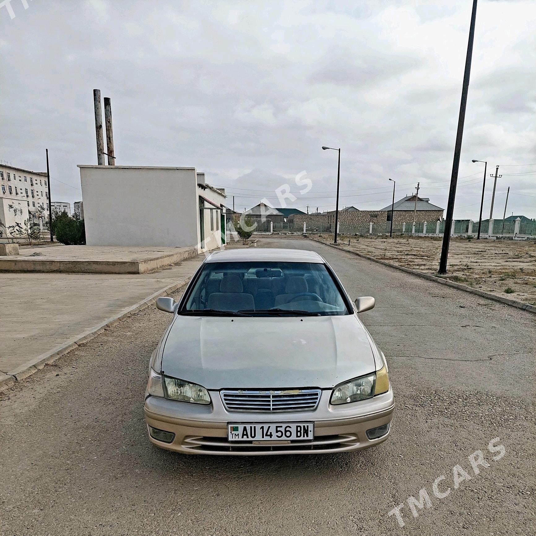 Toyota Camry 1997 - 120 000 TMT - Гумдаг - img 2