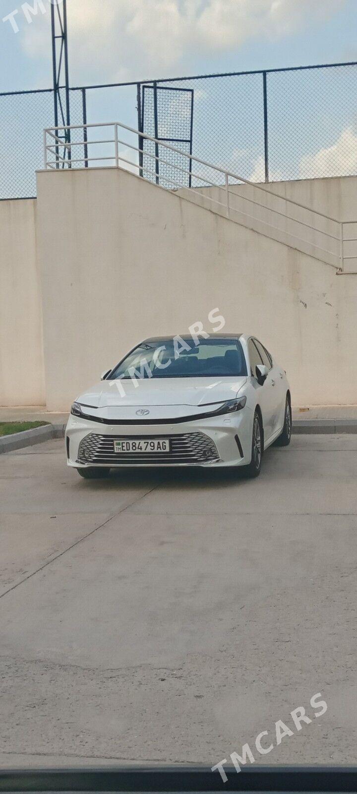 Toyota Camry 2024 - 665 000 TMT - Ашхабад - img 4
