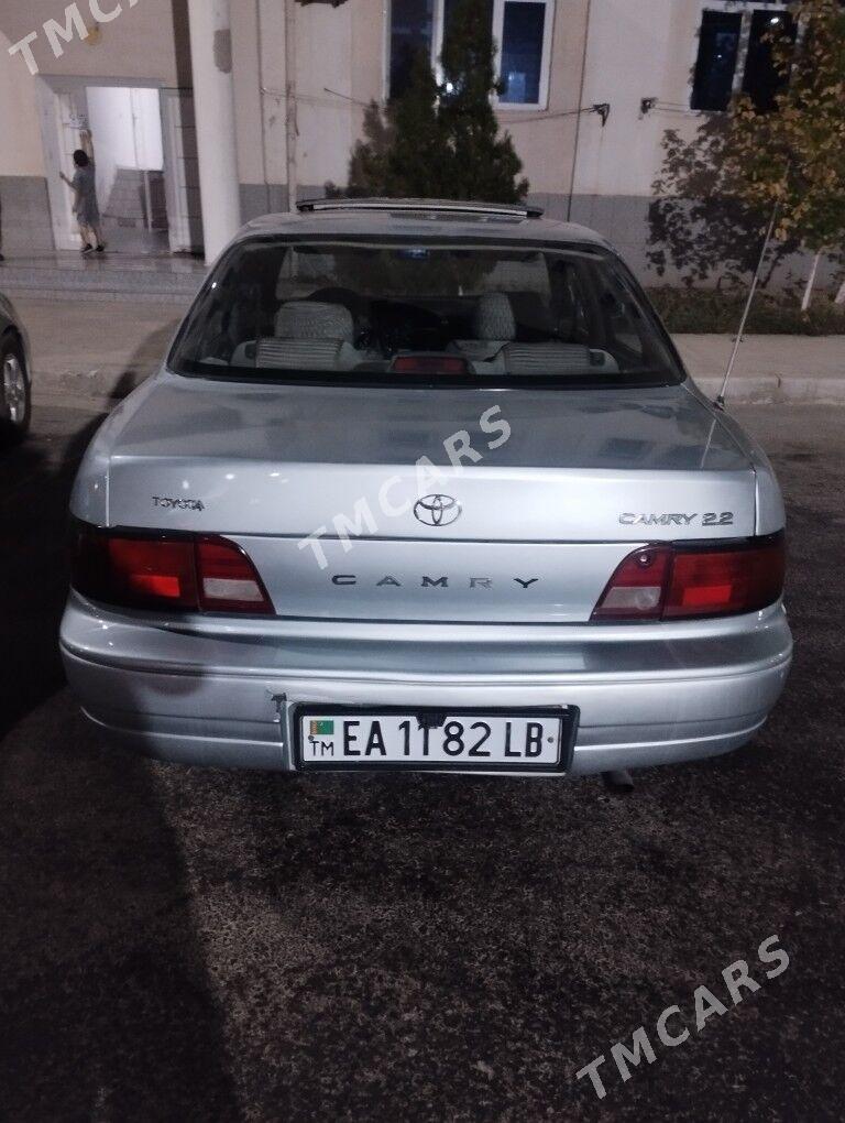 Toyota Camry 1996 - 87 000 TMT - Туркменабат - img 2