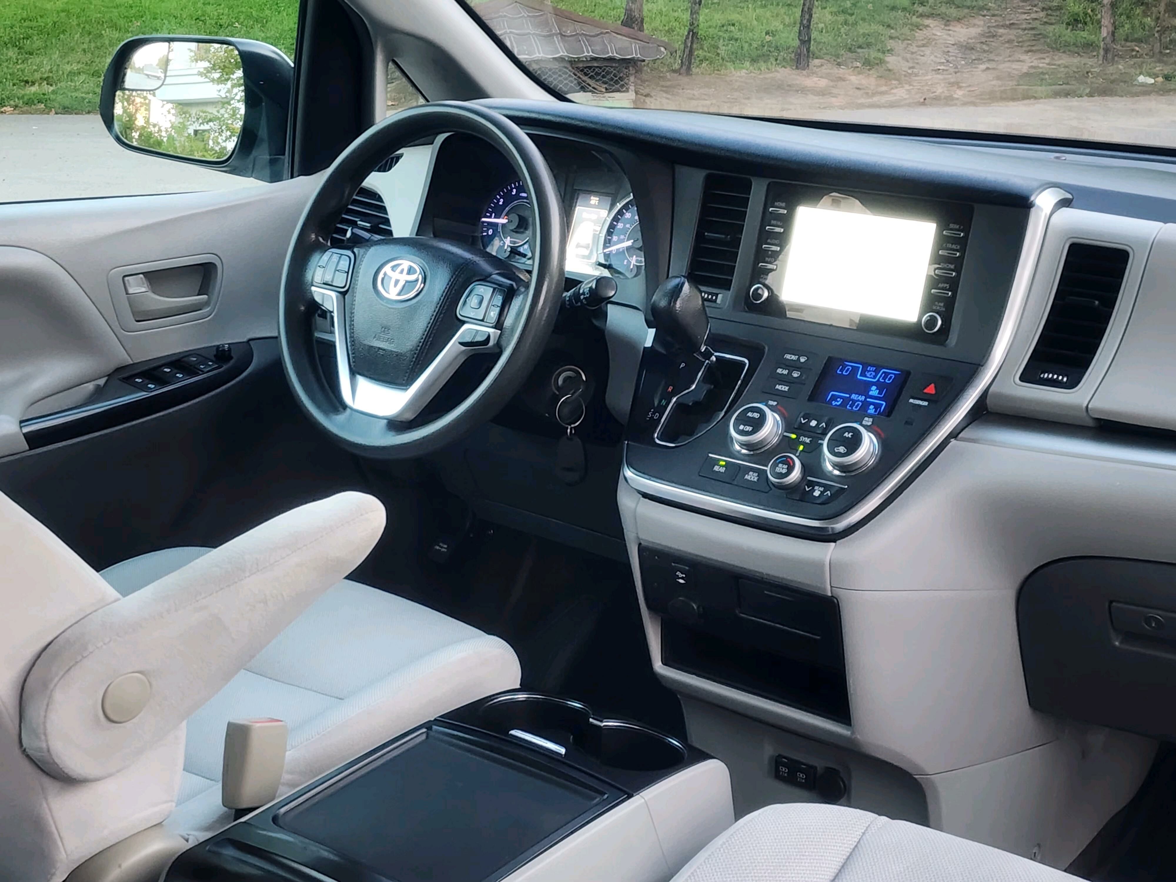 Toyota Sienna 2018 - 349 000 TMT - Ашхабад - img 8