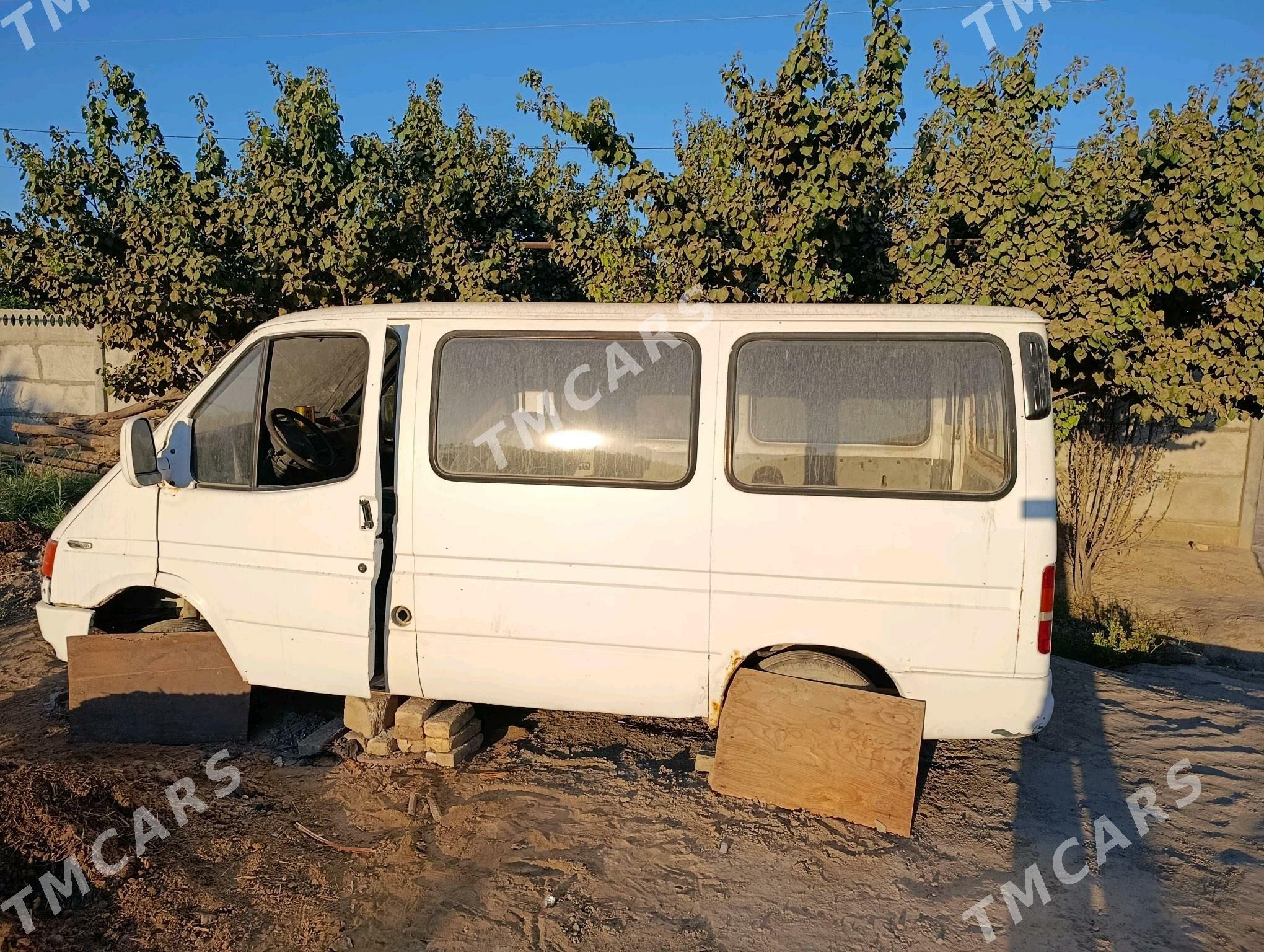 Ford Transit Connect 2009 - 15 000 TMT - Murgap - img 3