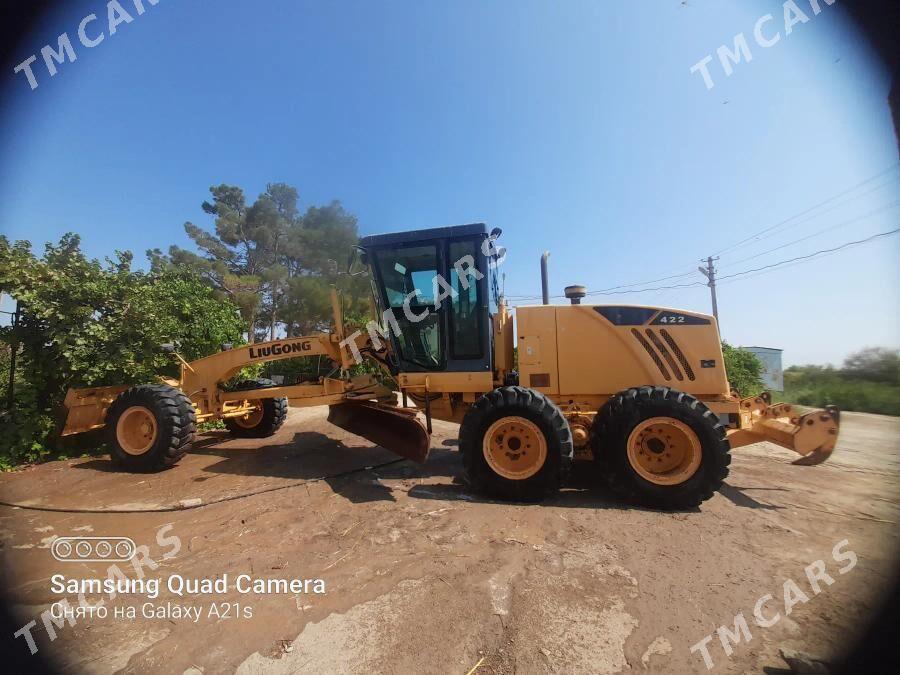 LiuGong CLG 4215D 2014 - 600 000 TMT - Türkmenabat - img 3