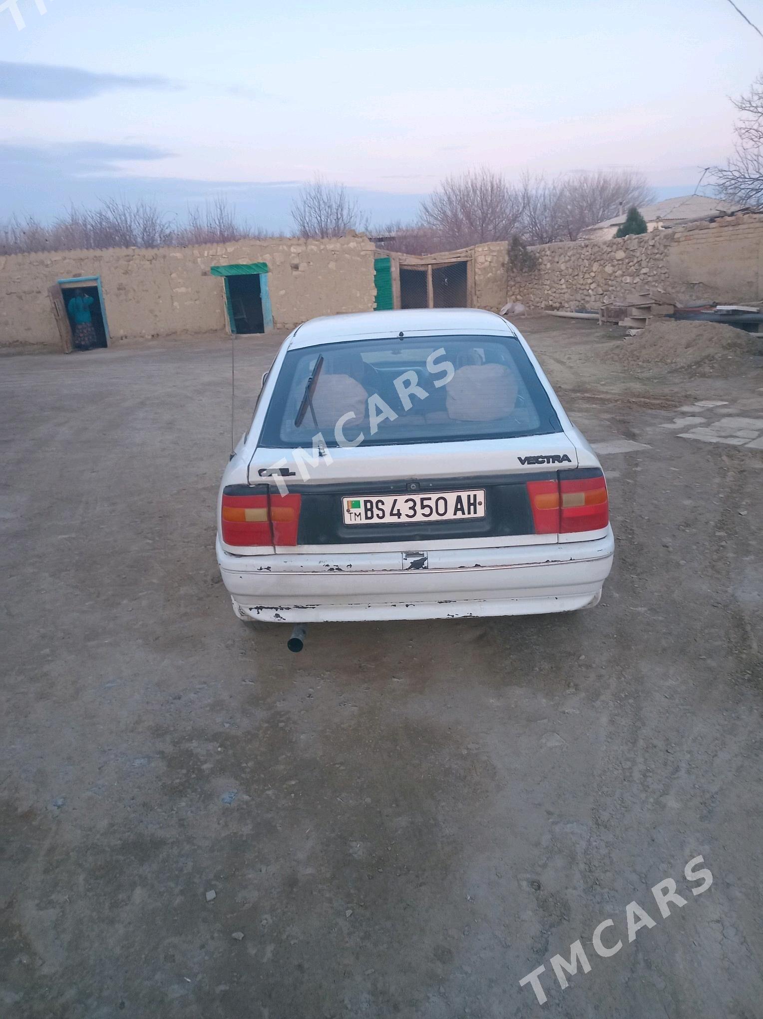 Opel Vectra 1991 - 27 000 TMT - Бахарден - img 4