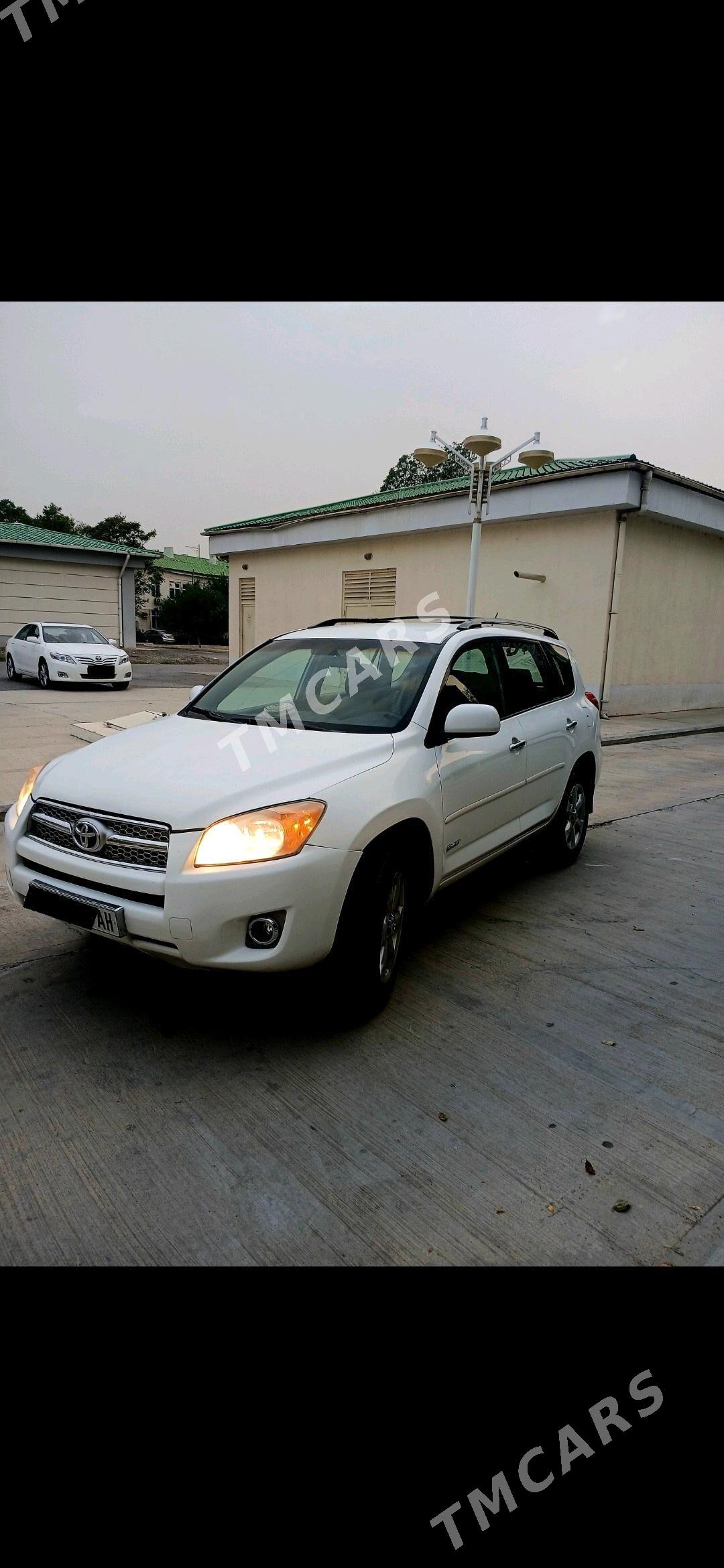 Toyota RAV4 2010 - 175 000 TMT - Aşgabat - img 4