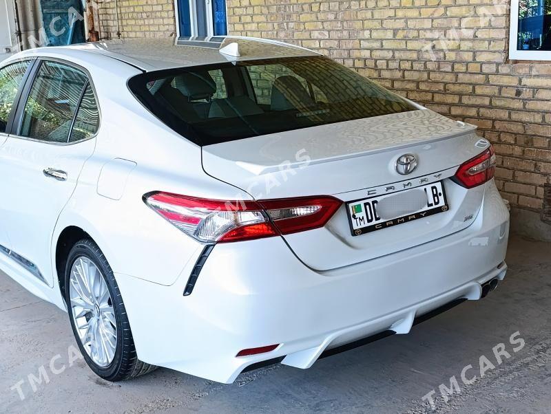 Toyota Camry 2019 - 300 000 TMT - Dänew - img 3