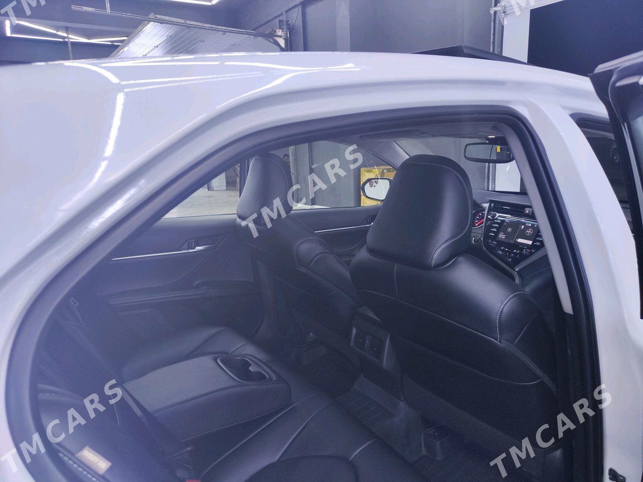 Toyota Camry 2018 - 400 000 TMT - Ашхабад - img 9