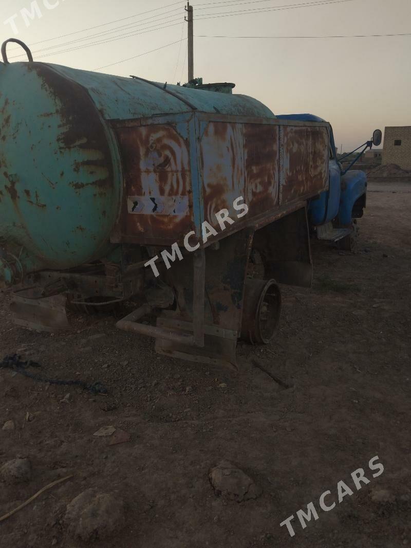 MTZ T-28 2000 - 30 000 TMT - Tejen - img 3