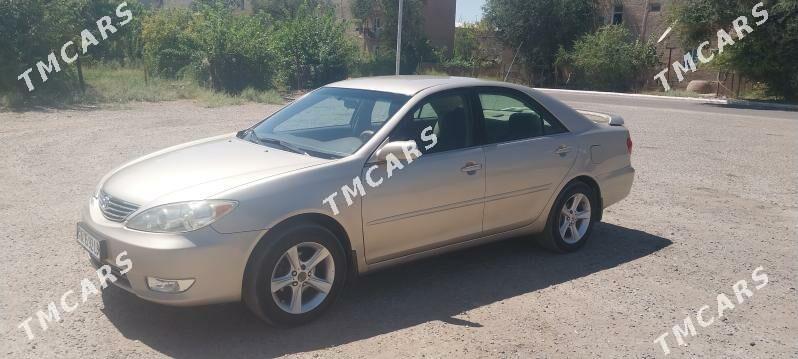 Toyota Camry 2003 - 170 000 TMT - Газаджак - img 3