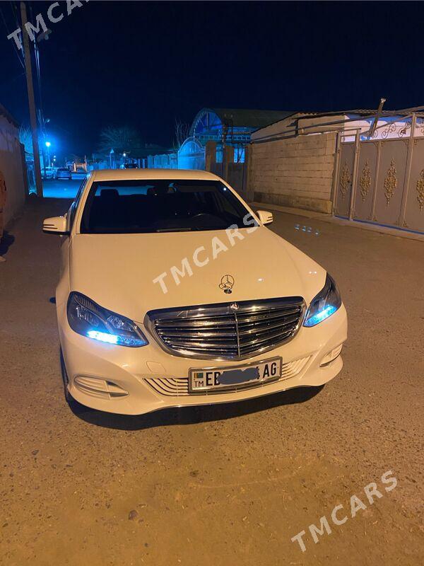 Mercedes-Benz E300 2014 - 400 000 TMT - Aşgabat - img 6