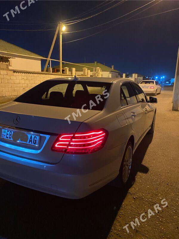 Mercedes-Benz E300 2014 - 400 000 TMT - Aşgabat - img 8