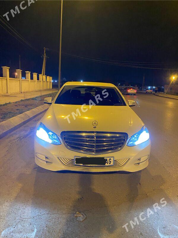 Mercedes-Benz E300 2014 - 400 000 TMT - Aşgabat - img 7