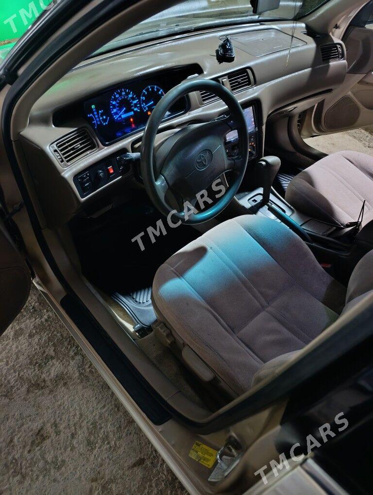 Toyota Camry 1998 - 120 000 TMT - Garabekewül - img 4