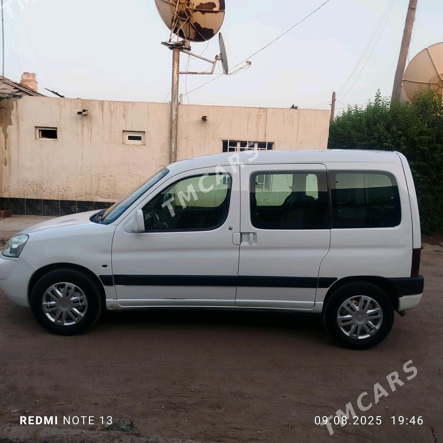 Peugeot 408 2004 - 80 000 TMT - Дашогуз - img 3