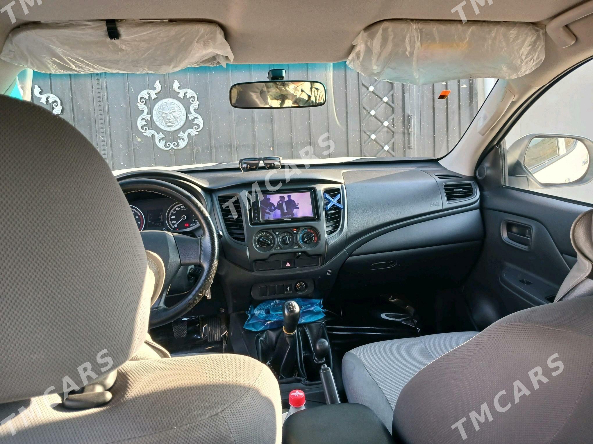 Mitsubishi L200 2020 - 300 000 TMT - Çoganly - img 6