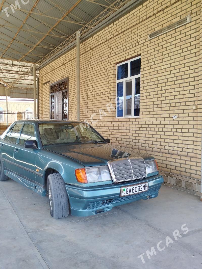 Mercedes-Benz 300E 1990 - 50 000 TMT - Мургап - img 4