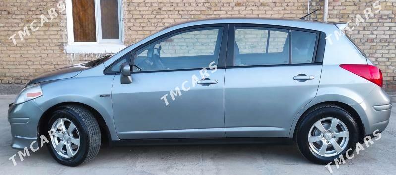 Nissan Versa 2010 - 120 000 TMT - Türkmenabat - img 4
