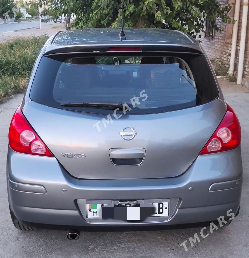 Nissan Versa 2010 - 120 000 TMT - Türkmenabat - img 9