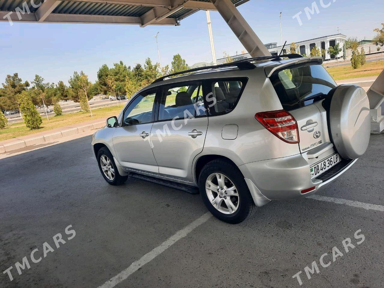 Toyota RAV4 2009 - 190 000 TMT - Türkmenabat - img 7