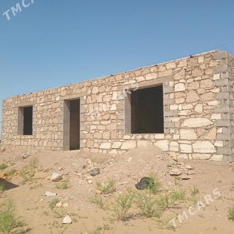 4 komnat jay - Jebel - img 2