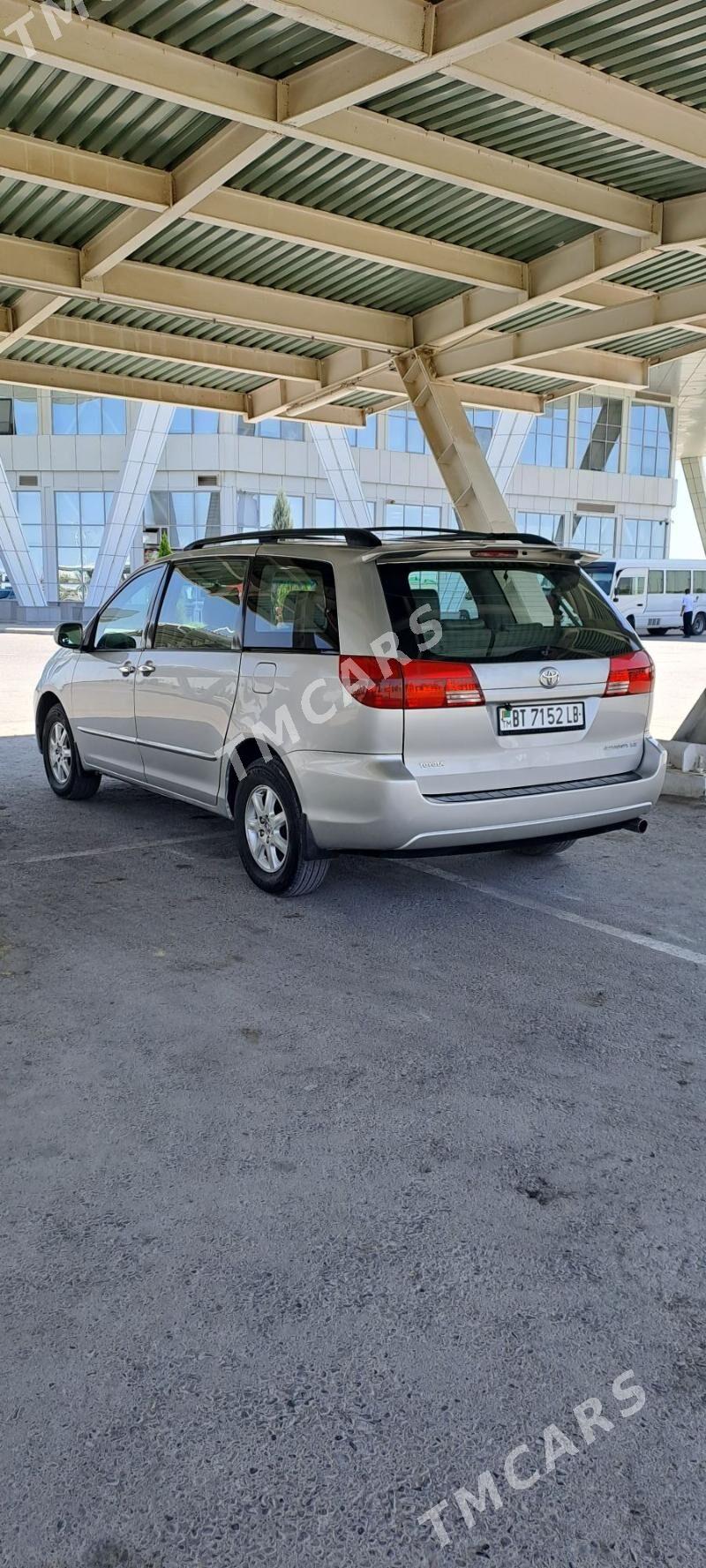 Toyota Sienna 2004 - 220 000 TMT - Türkmenabat - img 4