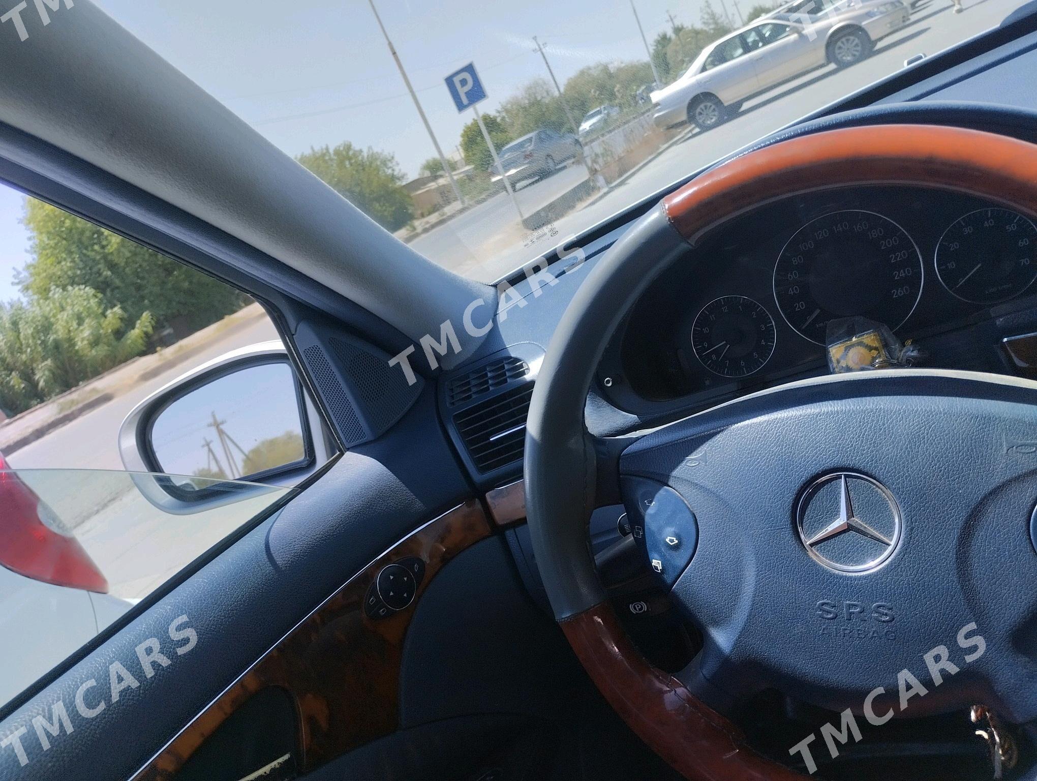 Mercedes-Benz E320 2003 - 100 000 TMT - Mary - img 6