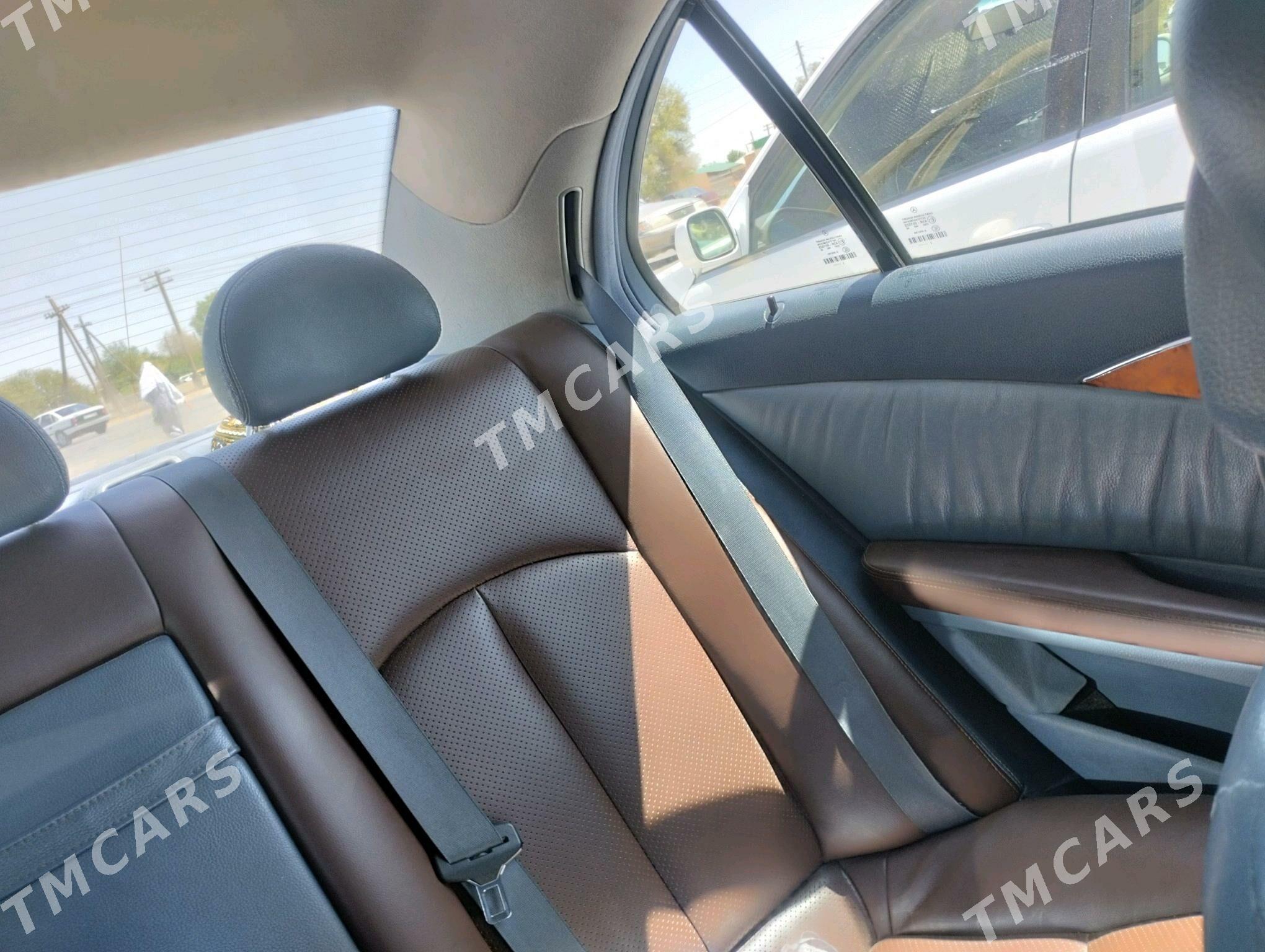 Mercedes-Benz E320 2003 - 100 000 TMT - Mary - img 3