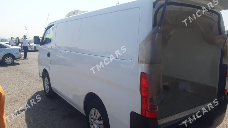 Nissan Urvan 2020 - 360 000 TMT - Ашхабад - img 5