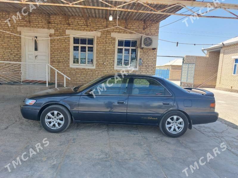 Toyota Camry 1999 - 125 000 TMT - Baýramaly - img 4