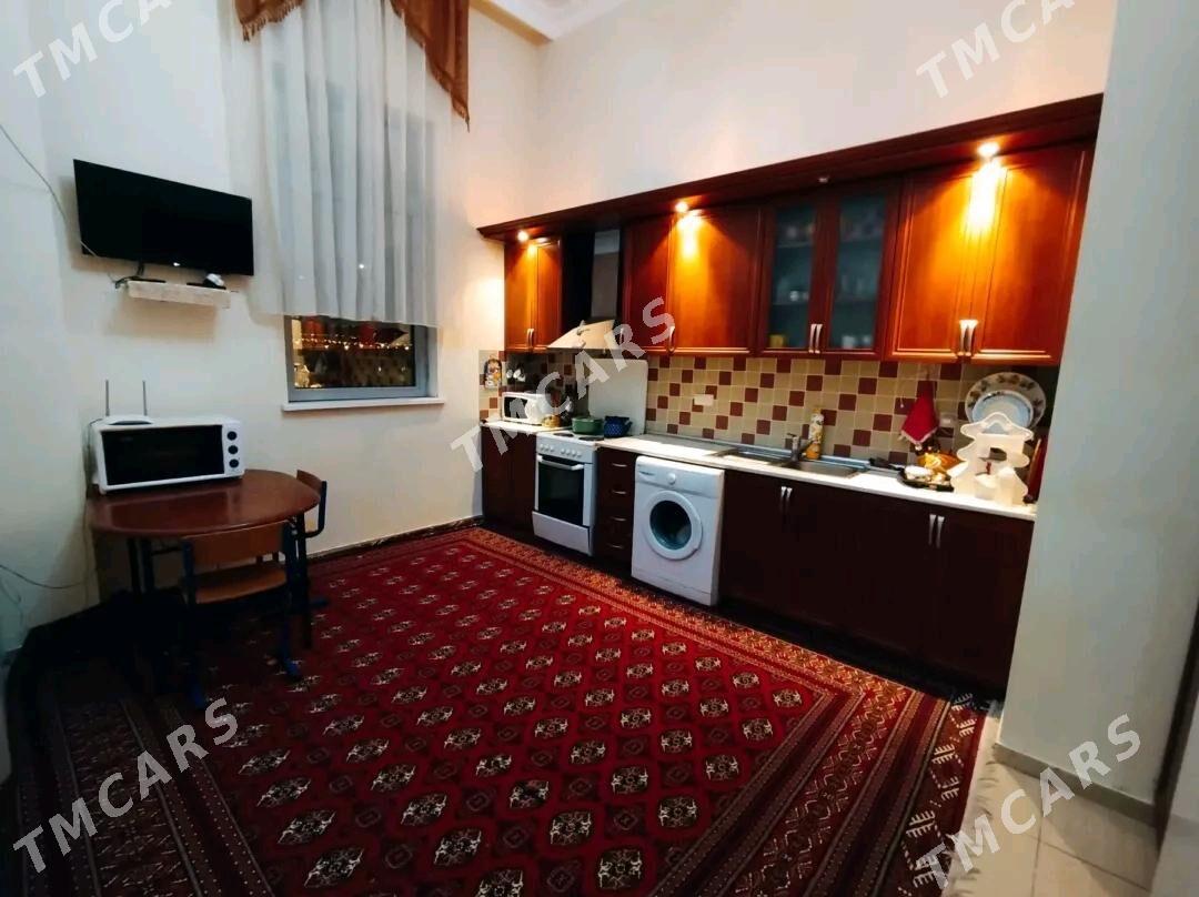 podwoyski elitga 3 komnat - Podwoýski köç. (Bitarap Türkmenistan şaýoly) - img 2