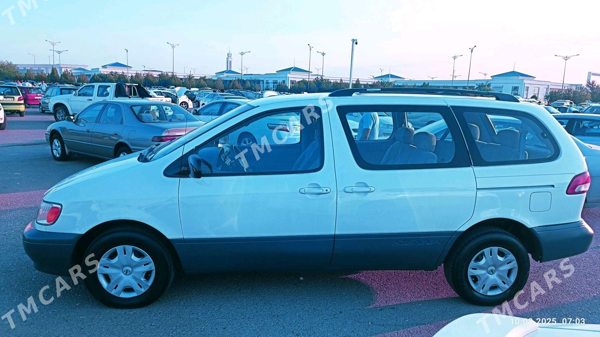 Toyota Sienna 2002 - 155 000 TMT - Daşoguz - img 6