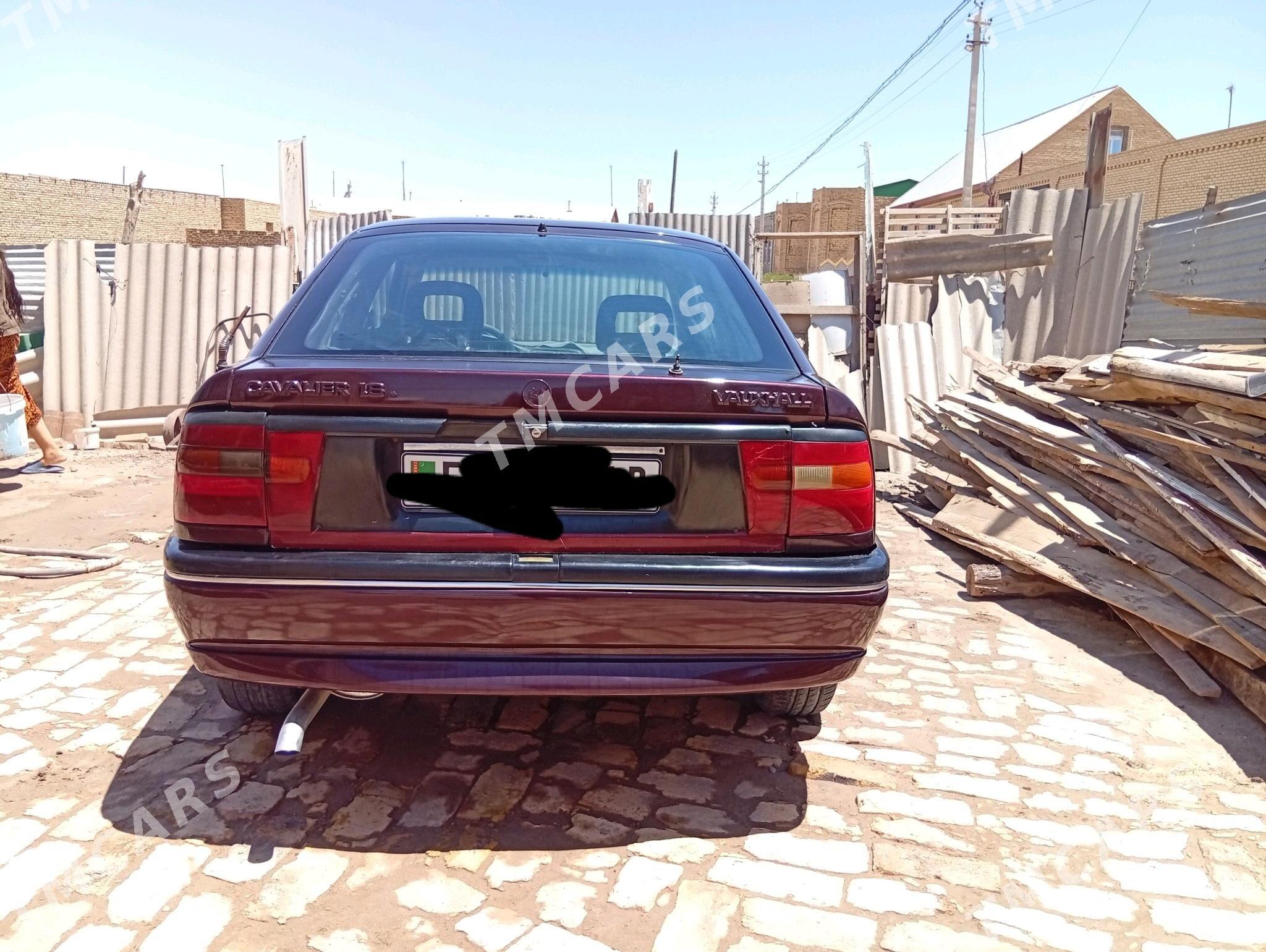 Opel Vectra 1995 - 25 000 TMT - Kerki - img 5
