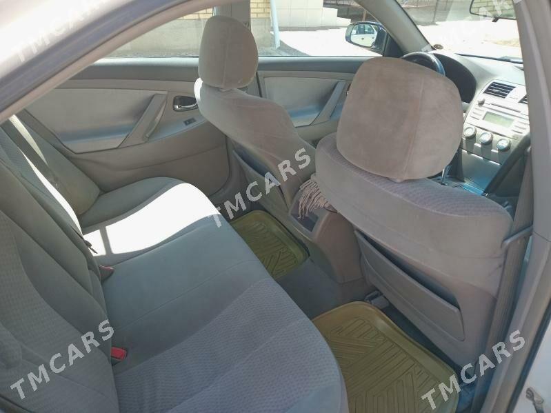 Toyota Camry 2011 - 170 000 TMT - Мары - img 3