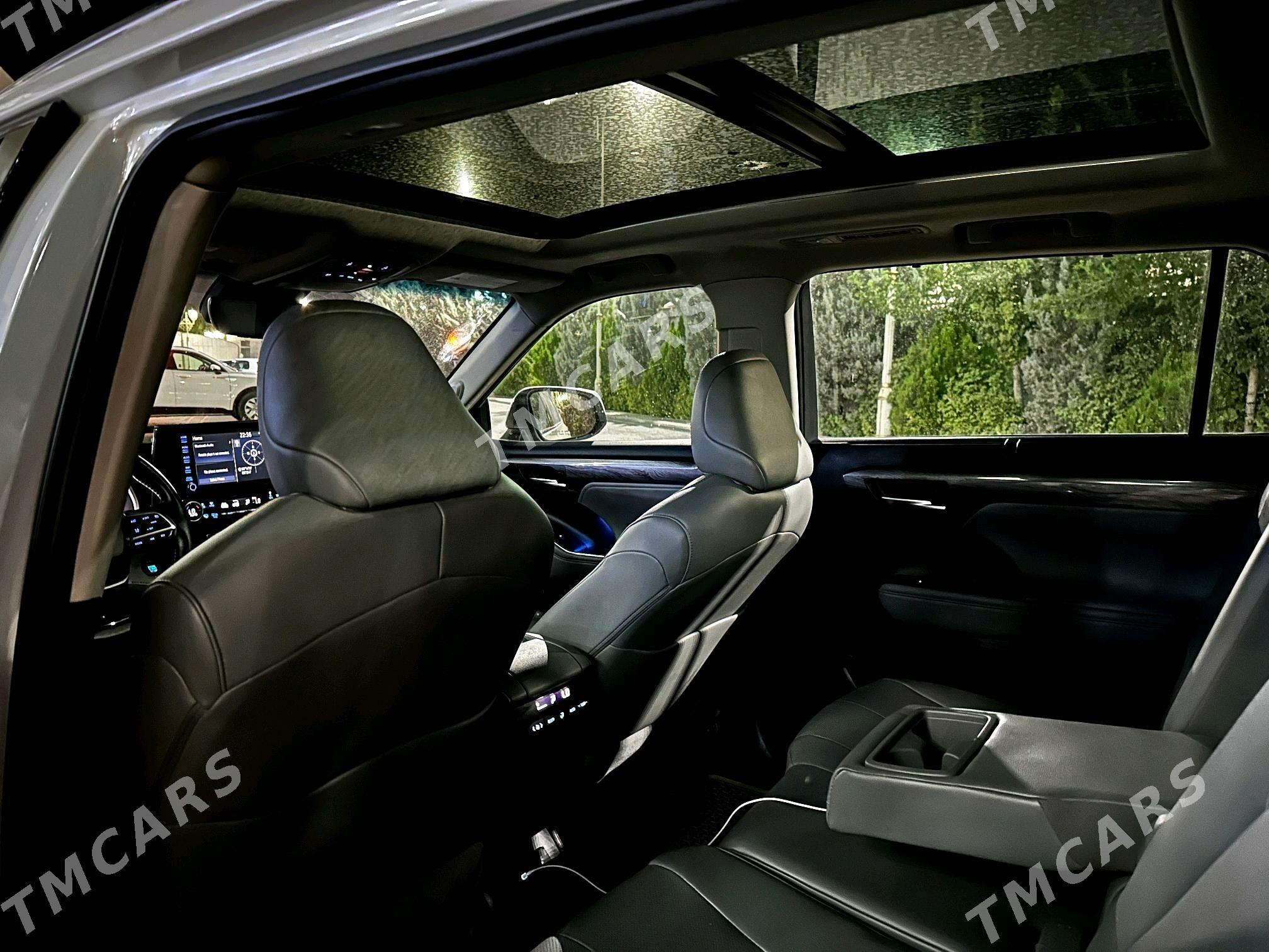 Toyota Highlander 2022 - 670 000 TMT - Ашхабад - img 4