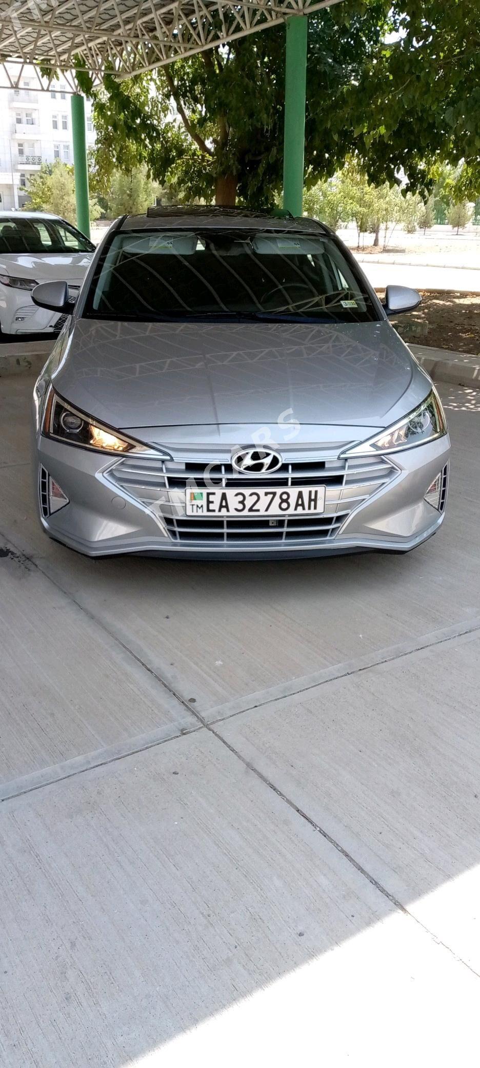 Hyundai Elantra 2020 - 210 000 TMT - Кëши - img 2