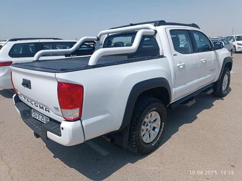 Toyota Tacoma 2017 - 360 000 TMT - Ашхабад - img 5