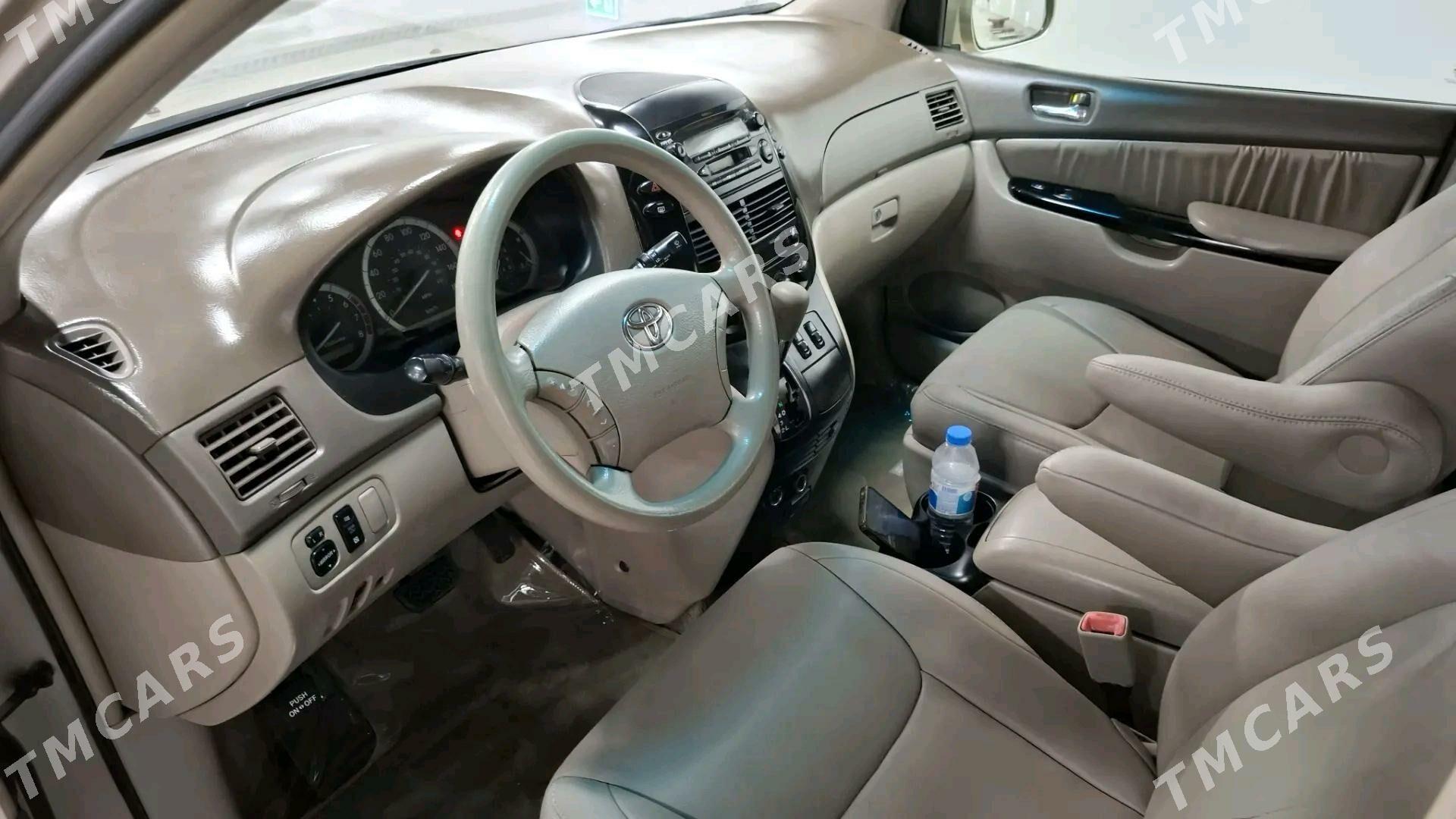 Toyota Sienna 2005 - 240 000 TMT - Бузмеин ГРЭС - img 5